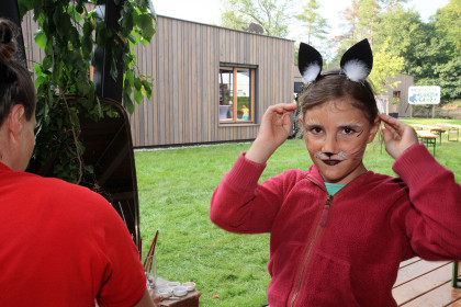 Kind als Wildkatze