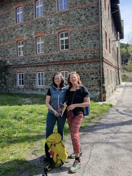 Mit der Autorin Tanja Paar am Bahnhof Klamm