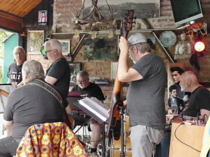 Jedes Jahr - Friends of Jazz