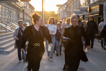 Bettina Schwarz und Elena Schwarz