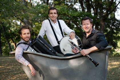 KOPF ODER ZAHEL TRIO im HOB i RAUM
