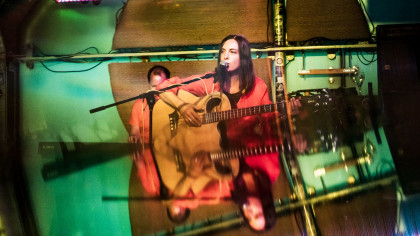 MARY BROADCAST TRIO im HOB i RAUM