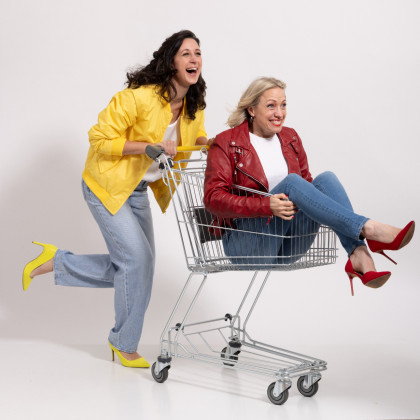 Aktion scharf - Werbestars packen ein & aus!
