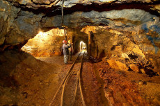 ... im Bergwerk
